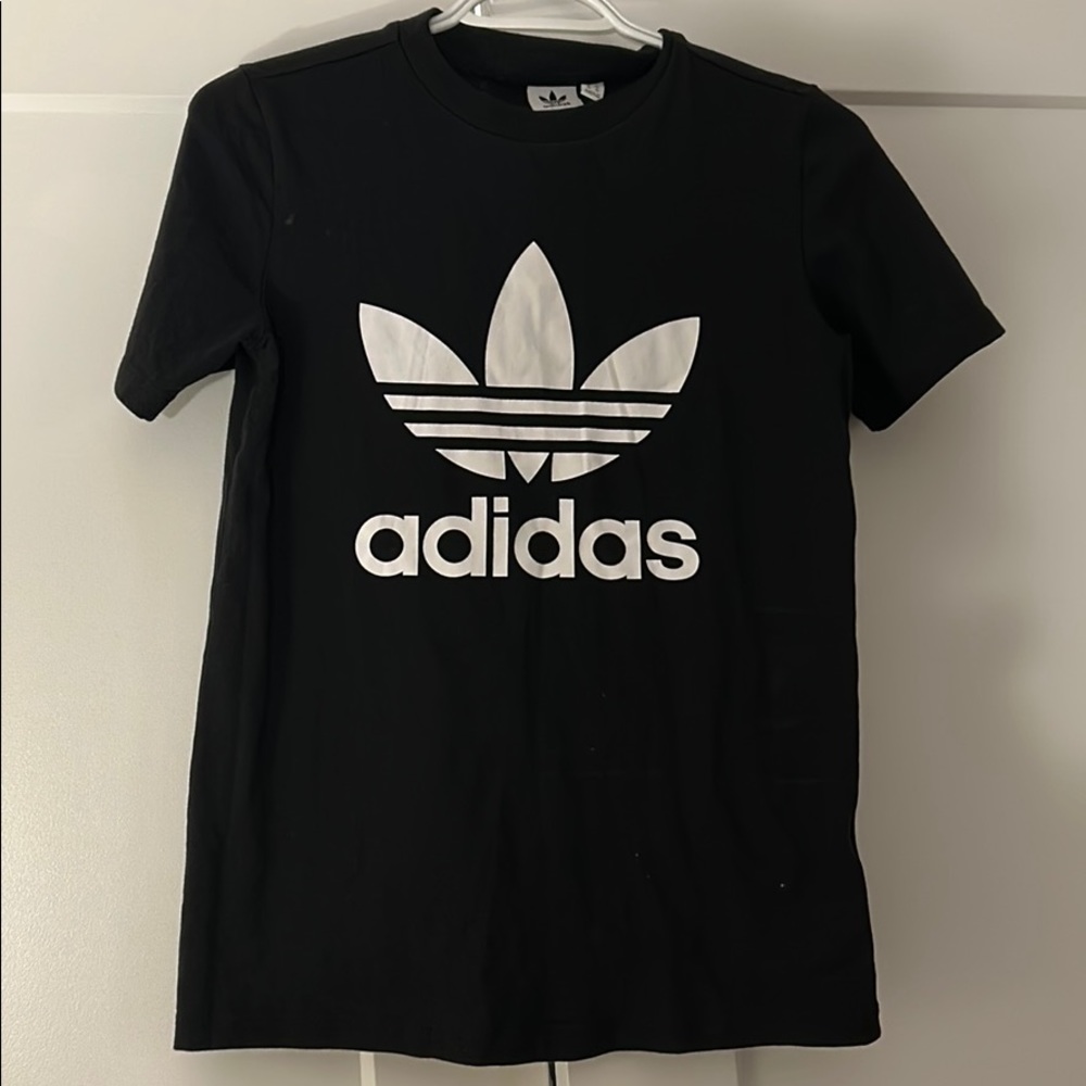 Adidas top